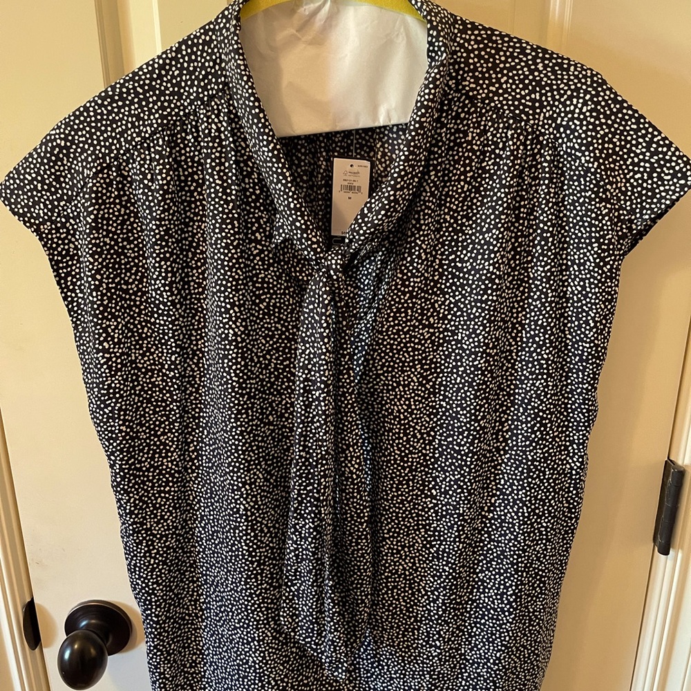 Banana Republic sleeveless top
